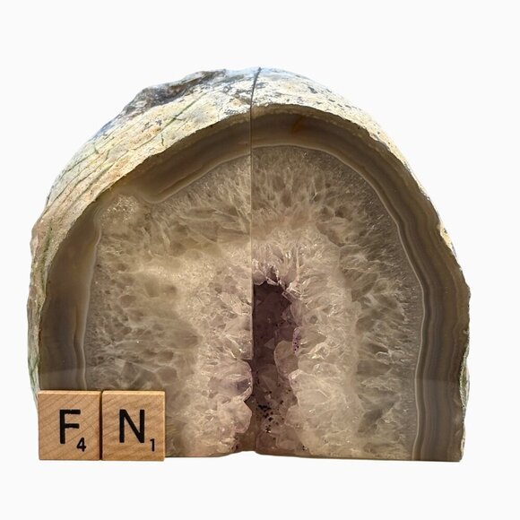 Amethyst Geode Center Agate bookends w/ Naturally Heart Shaped Stone, 4+ lbs. - Picture 8 of 14